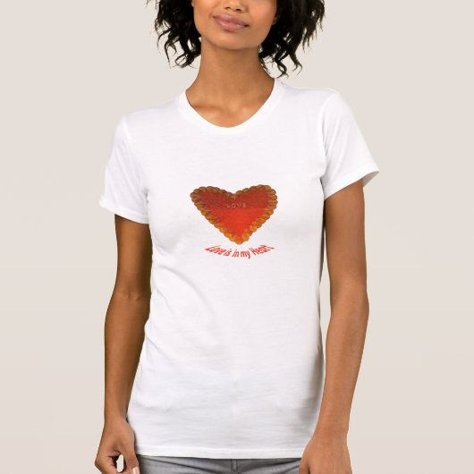 Liebe ist in meinem Herzen T-Shirt (Vorderseite)