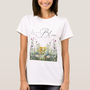 Liebe ist in voller Blüte Wildblumen-Hochzeitsdusc T-Shirt