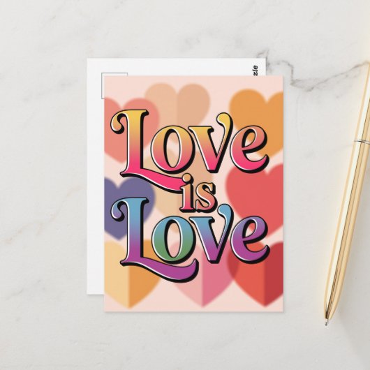 Liebe ist Liebe Farbenfrohe Herzen Typografie Postkarte (Vorderseite/Rückseite Beispiel)