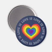 Liebe ist Liebe LGBTQ Rainbow Heart on Navy Blue Magnet (Vorderseite/Rückseite)
