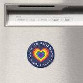 Liebe ist Liebe LGBTQ Rainbow Heart on Navy Blue Magnet (In Situ (Geschirrspüler))