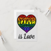 Liebe ist Liebe LGBTQ Rainbow Herzkarte Karte (Vorderseite/Rückseite Beispiel)