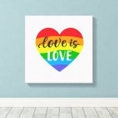 Liebe ist Liebe Rainbow Heart Leinwanddruck (Insitu (Holzboden))