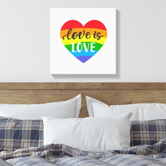 Liebe ist Liebe Rainbow Heart Leinwanddruck (Insitu (Schlafzimmer))