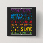 Liebe ist Liebe Rainbow Pride Button (Vorderseite)