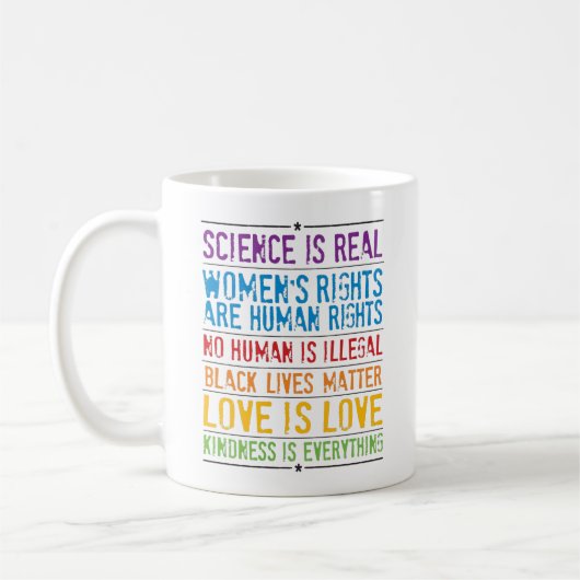Liebe ist Liebe Rainbow Pride Kaffeetasse (Links)