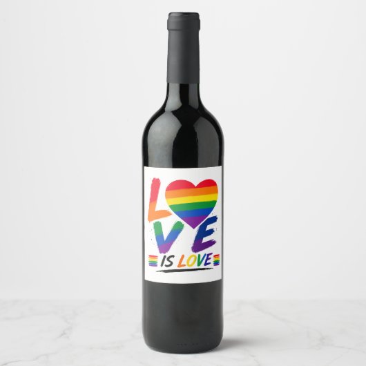 Liebe ist Liebe – Regenbogen-Pride-Pinsel-Design Weinetikett (Vorderseite)