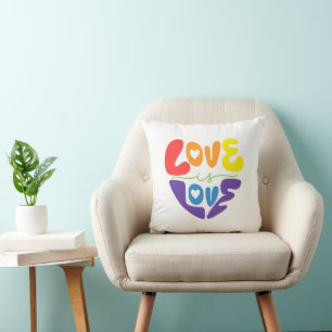Liebe ist Liebe Regenbogen Stolz Herz-Typografie-W Kissen