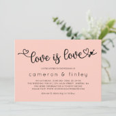Liebe ist Liebe Rosa schwul oder lesbische Hochzei Einladung (Stehend Vorderseite)