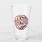 Liebe ist Liebe-Stolz Glas (Vorderseite)