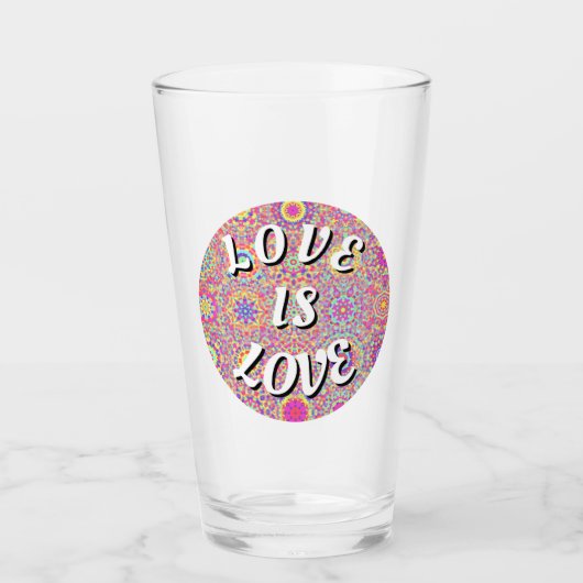 Liebe ist Liebe-Stolz Glas (Vorderseite)