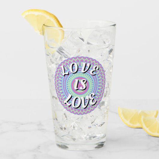 Liebe ist Liebe-Stolz Glas (Vorderseite Ice)