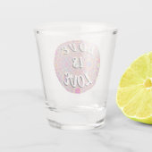 Liebe ist Liebe-Stolz Schnapsglas (Rückseite)