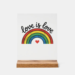 Liebe ist Liebe Vintage Regenbogen Herz Shirt Desi Acrylschild