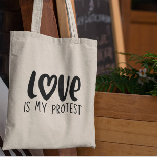 Liebe ist mein Protest soziale Gerechtigkeit Einhe Tragetasche