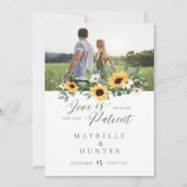 Liebe ist Patient Gelbes Aquarell Sonnenblumen Fot Save The Date (Vorderseite)