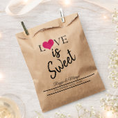 LIEBE IST SCHWEET WEDT GÄSTEGAST BAG GESCHENKTÜTCHEN (Ausgeschnitten)