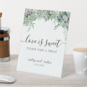 Liebe ist süß Bitte nehmen Sie eine Leckerei Unter Sockelschild (In SItu)