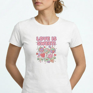 Liebe ist süß Kawaii Pastell Slim Fit T-Shirt