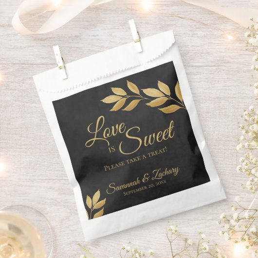 Liebe ist süße goldene Blätter auf Black Wedding Geschenktütchen (Ausgeschnitten)