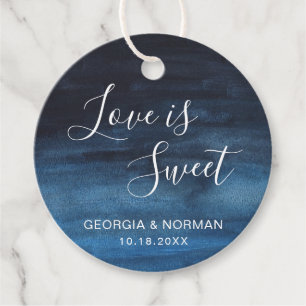 Liebe ist süße Navy-Blau-Aquarell-Hochzeit Geschenkanhänger