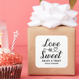 Liebe ist Sweet Modern Heart Script Wedding Quadratischer Aufkleber