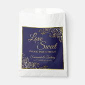 Liebe ist Sweet Navy Blue & Gold Lace Wedding Geschenktütchen (Vorderseite)
