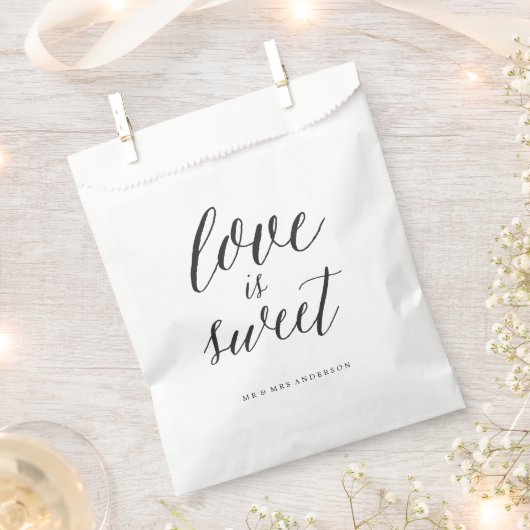 Liebe ist Sweet Script Chic Calligrafy Name Hochze Geschenktütchen (Ausgeschnitten)