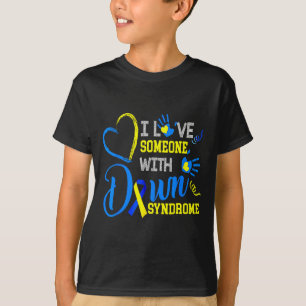 Liebe jemanden mit Down-Syndrom-Bewusstsein Männer T-Shirt
