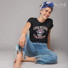 Liebe jenseits der Knochen Valentine Moderner Retr T-Shirt