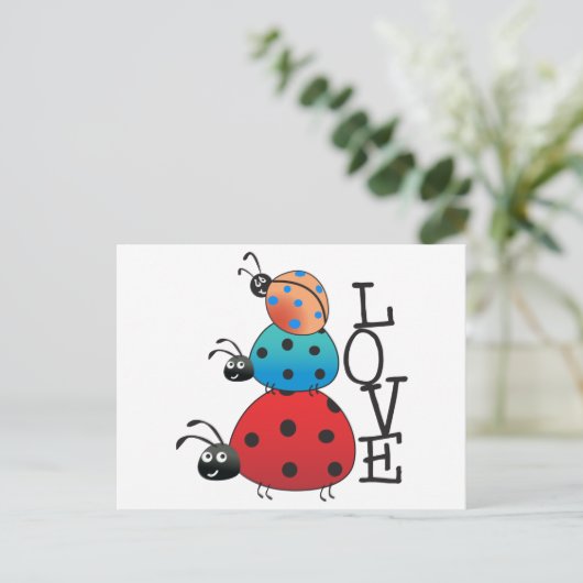 Liebe Ladybugs Postkarte (Stehend Vorderseite)