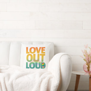 Liebe laut Retro-Pride-Typografie-Design Kissen