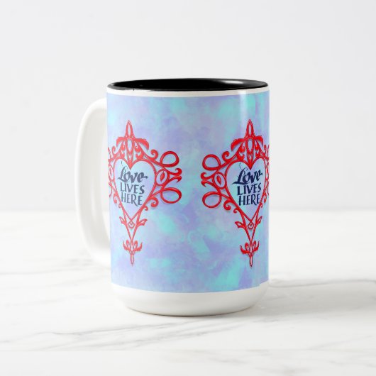 Liebe lebt Hier, handgezeichnete Bestätigung Zweifarbige Tasse (Vorderseite Links)
