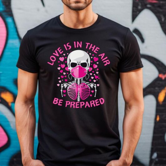 Liebe liegt im T - Shirt von Air Anti Valentine