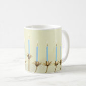 Liebe & Light Blue Candles Gold Menorah Kaffeetasse (VorderseiteRechts)