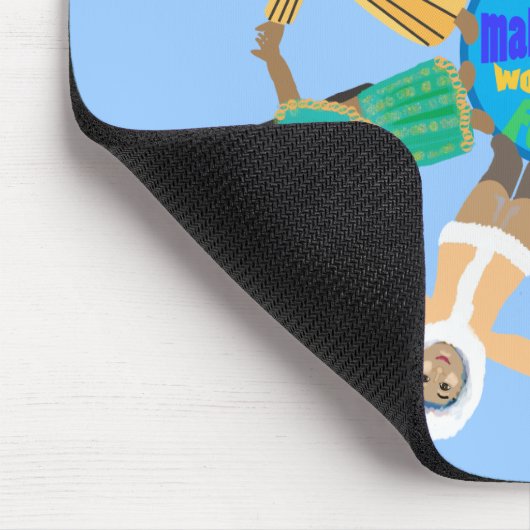 Liebe macht diese Welt zu einer Familie Mousepad (Ecke)