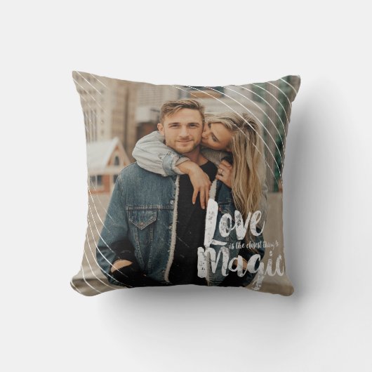 Liebe Magic | Modern Grunge Chalk Foto Overlay Kissen (Vorderseite)