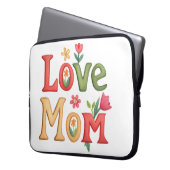 Liebe Mama Text mit Blume Laptopschutzhülle (Vorderseite Links)