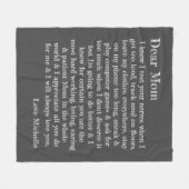 Liebe Mama Typografie Letter Dark Gray Personalisi Fleecedecke (Vorderseite (Horizontal))