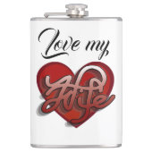 Liebe meiner Ehefrau Herzdesign Flachmann (Vorderseite)