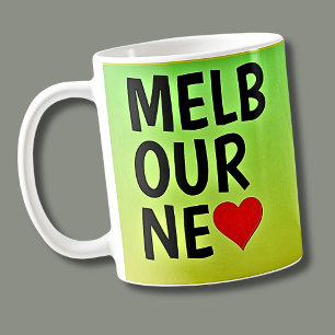 Liebe Melbourne (oder Ihr Text) Herz auf Grün Gold Kaffeetasse