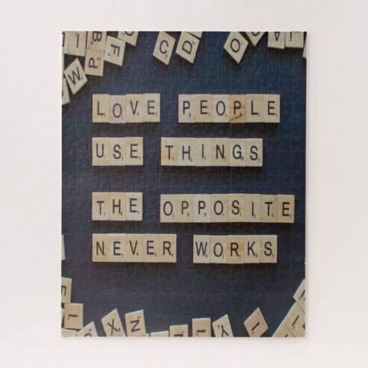 Liebe Menschen verwenden Dinge, positive Worte Puzzle (Vertikal)