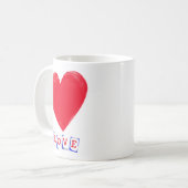Liebe mit einem Geschenk des großen Herzens Kaffeetasse (Vorderseite Links)
