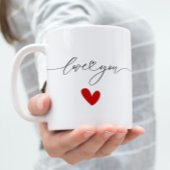 Liebe mit niedlichem rotem Herzen Kaffeetasse