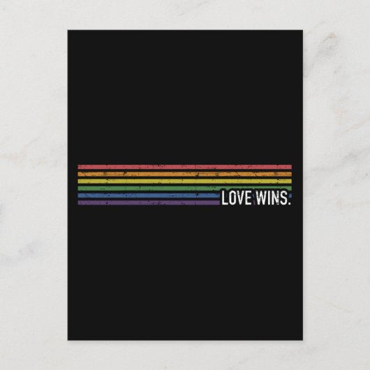 Liebe mit Regenbogenflagge gewinnt schwule lesbisc Postkarte (Vorderseite)