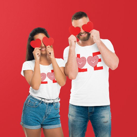 Liebe mit vier Buchstaben T-Shirt