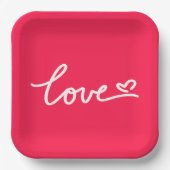 Liebe mit weißem Text auf rosa Pappteller (Vorderseite)