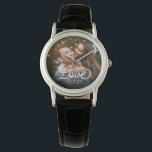 LIEBE Moderne Kalligrafie Einfaches Foto Hochzeits Armbanduhr<br><div class="desc">Moderne Hochzeitssache oder ein wunderschönes Sondergeschenk für frisch verheiratete Braut oder Valentinstag zeigen Ihr Lieblings-Verlobung-Foto mit moderner Skriptkalligraphie,  die LIEBE über Ihre individuelle Name und gehen über einen dunklen Farbverlauf,  um die Typografie hervorzuheben.</div>