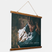 Liebe modernes Typografie-Overlay-Paar Foto Wandteppich Mit Holzrahmen (Gewinkelt)