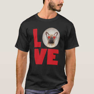Liebe Mops trägt Herz-Sonnenbrille Süßer Mops Vale T-Shirt
